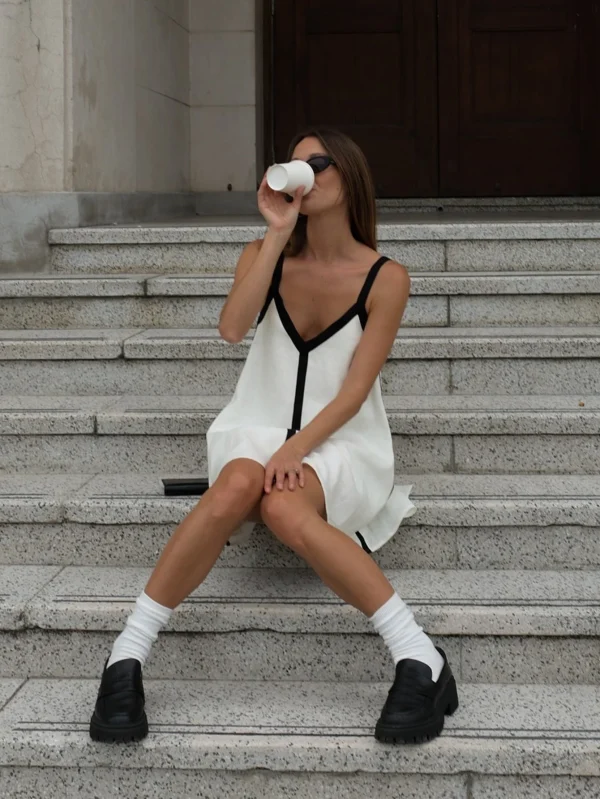 Spring-Summer Casual Dress Elegant Minimalist Halter Slip for Music Festivals, Carnival Beach Vacays VNeck Color-Block Design - Image 2