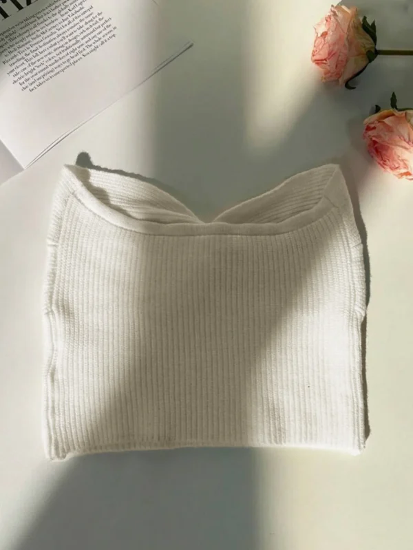 Fashionable new solid color casual elegant tube top, trendy ladies summer sexy tube top suitable for travel daily wear - Image 3