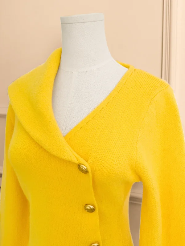 Elegant Autumnwinter Women's Fashion Casual Slim Yellow Sweater with Asymmetric Waist Lapel Side Buckles Perfect for Commuting - Image 4