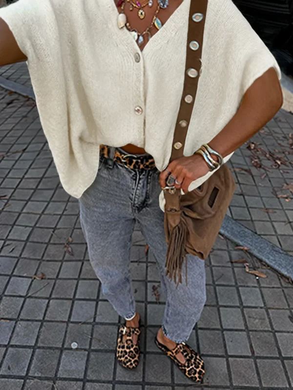 Women's Plain Button Front Sweater Cardigan, Casual V Neck Knit Cardigan for Daily Wear, Ladies Knitwear for All Seasons - Image 2