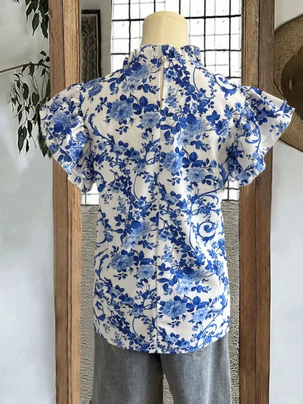 Blue White Porcelain Print Vacation Shirt - Women's Casual Short-Sleeve Summer Top Elegant Dress - Image 3